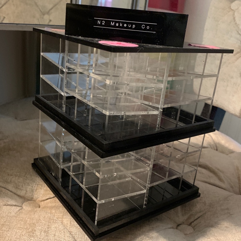 Lipstick tower, fits 88 lipsticks read description